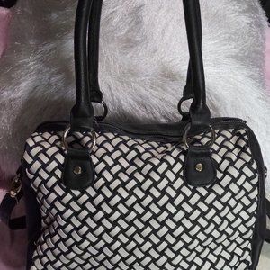 BIG BUDDHA BLACK AND WHITE SHOULDER BAG